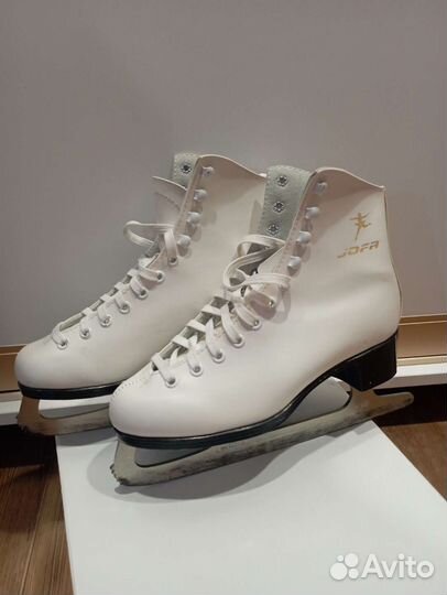 Коньки фигурные детские 23см стелька