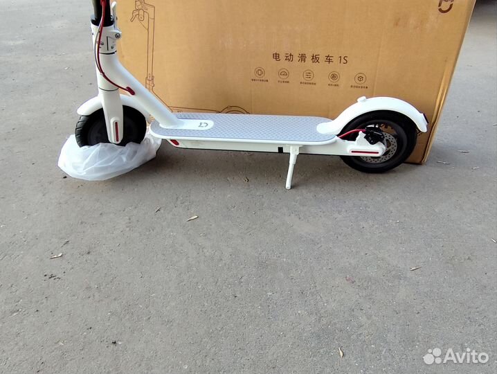 Электросамокат Xiaomi White