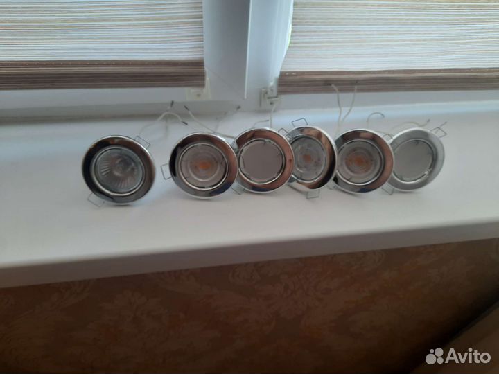 Светильник потолочный встраиваемый