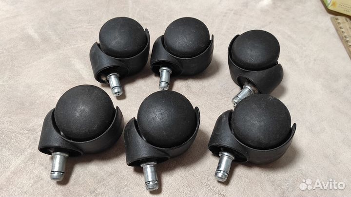 Колесо мебельное со штырем, б/у, 6 штук
