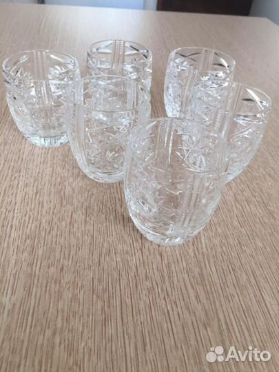 Хрусталь-фужеры на ножках,стопки,рюмки,вазы