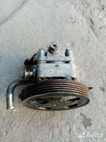 Насос гур mazda