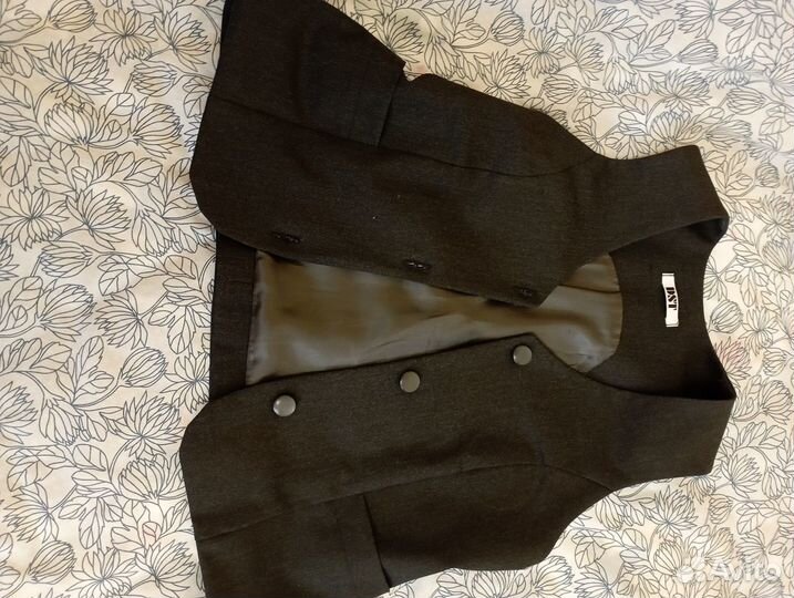 Школьная форма для девочки р122-134 новая