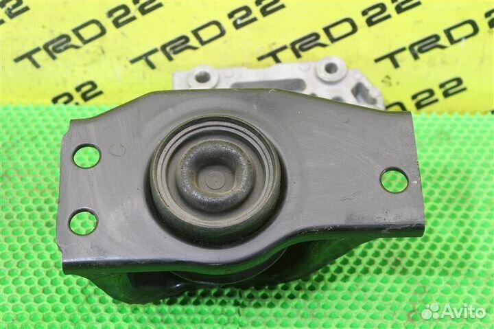 Подушка двигателя правая Nissan X-Trail TNT31