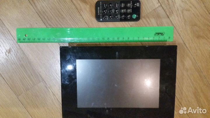 Цифровая фоторамка на 250 фото - Sony DPF-e72n