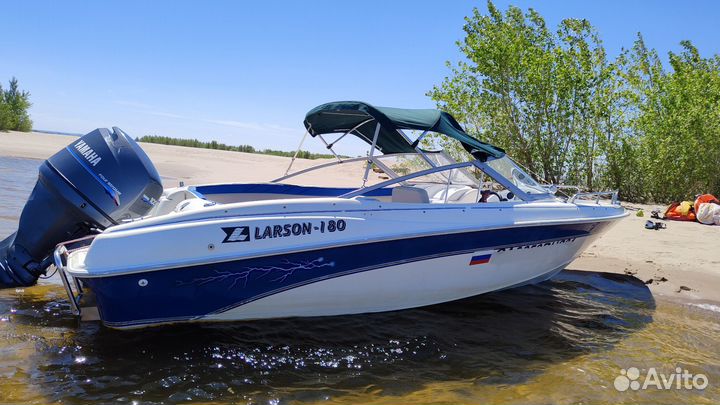 Прогулки на катере по Волге с гидом