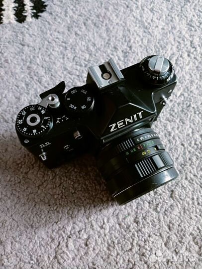 Плёночный фотоаппарат Зенит 11