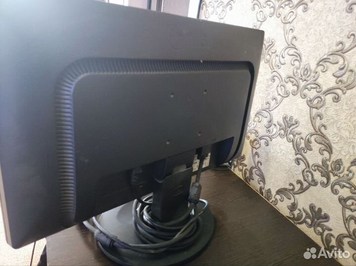 Монитор LG flatron w2246 бронь