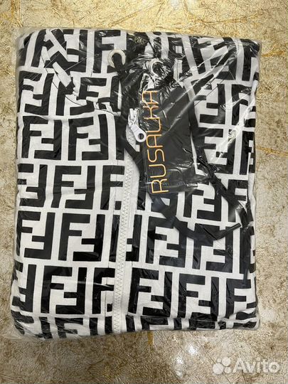 Спортивный костюм женский