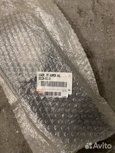 Заглушка на передний бампер Toyota Allex/Runx