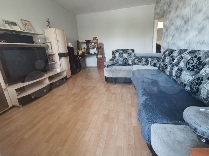 3-к. квартира, 101 м², 2/5 эт.