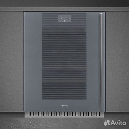 Встраиваемый винный шкаф smeg CVI138LWS2