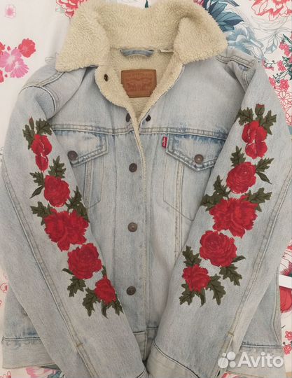 Джинсовая куртка Levis