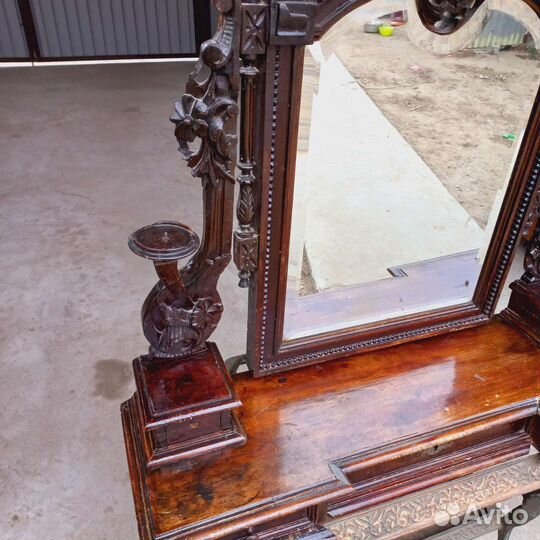 Зеркало старинное Псише