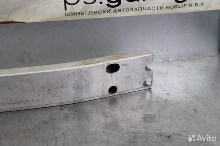 Усилитель переднего бампера Nissan Pathfinder R52