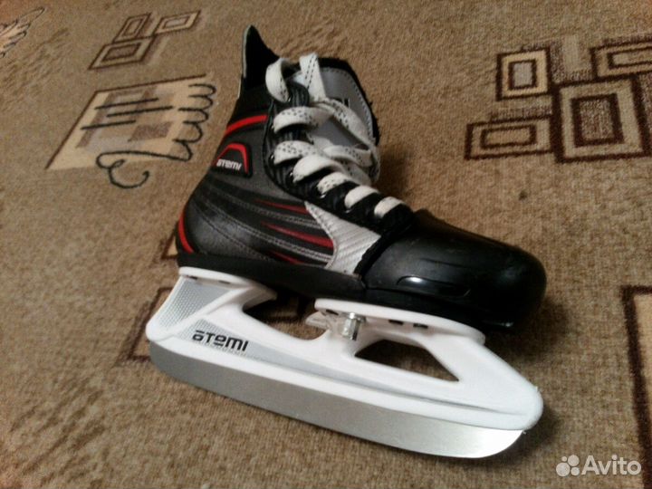 Коньки ледовые atemi