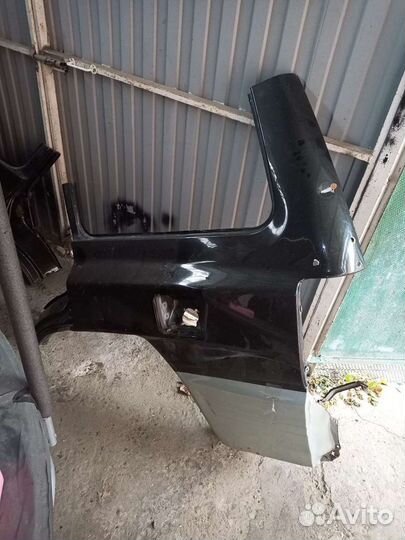 Крыло заднее левое pajero 2 1998 год