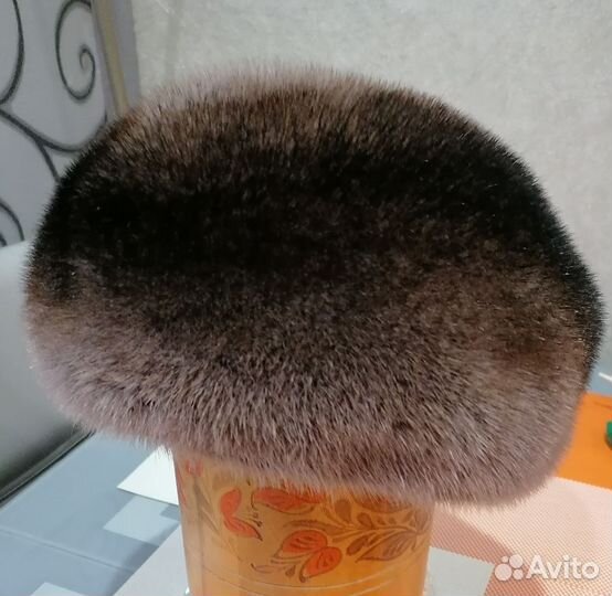 Берет женский норковый