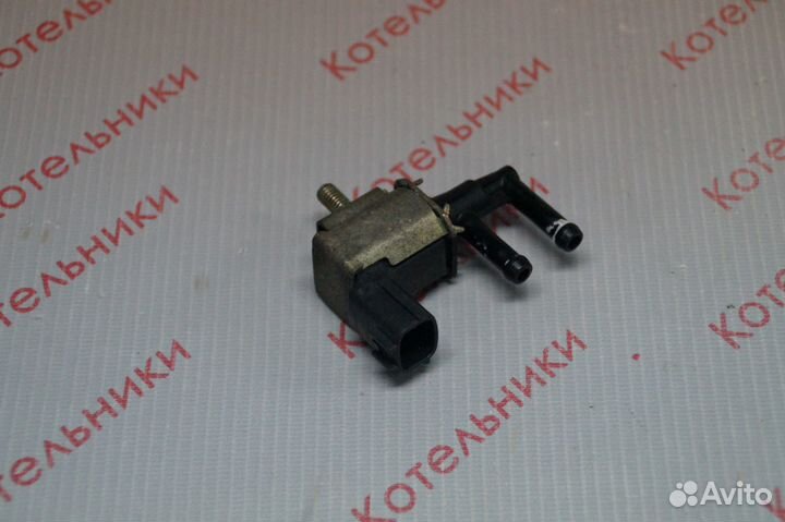 Nissan 14930-38U10 Электромагнитный клапан