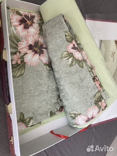 Постельное белье Сайлид с вышивкой