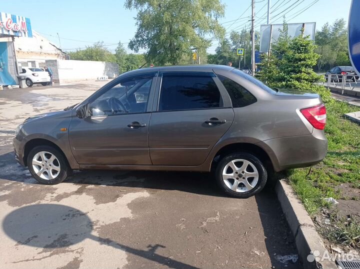 LADA Granta 1.6 МТ, 2015, 15 000 км
