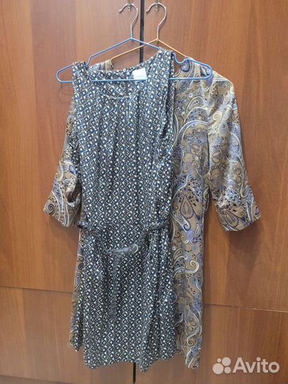 Продаю два платья 42 размера