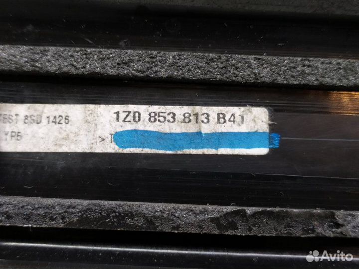 Накладка порога (внутренняя) Skoda Octavia (A5