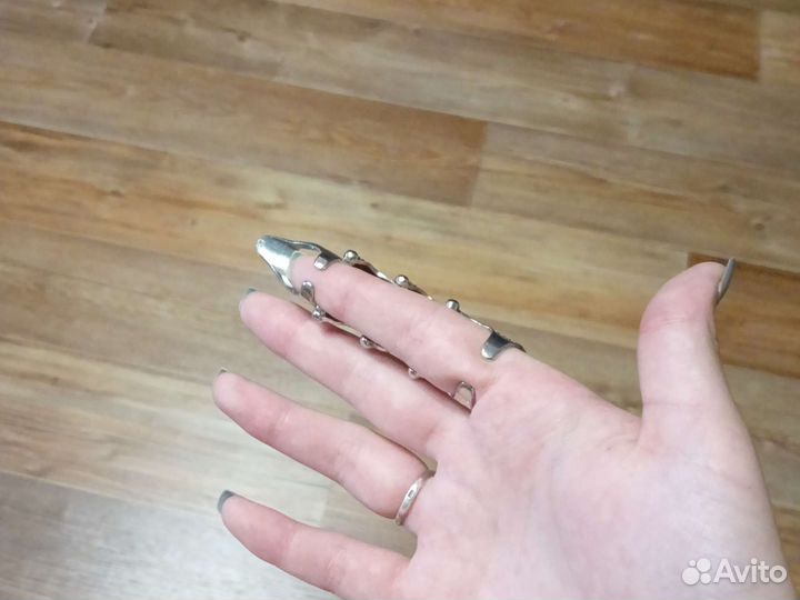 Кольцо коготь