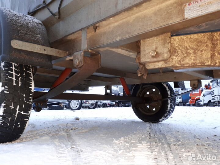 Прицеп 2.6Х1.3 с тентом 104см