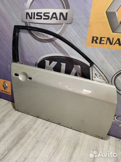Дверь передняя Nissan teana J31 Прав