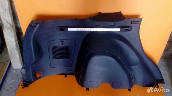 Обшивка багажника на Citroen C-Crosser