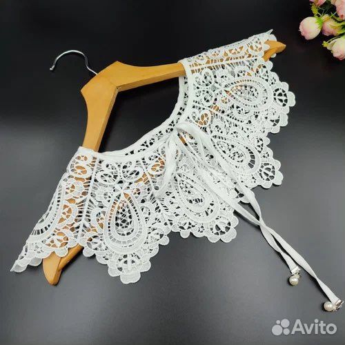 Воротничок кружевной сьемный белый