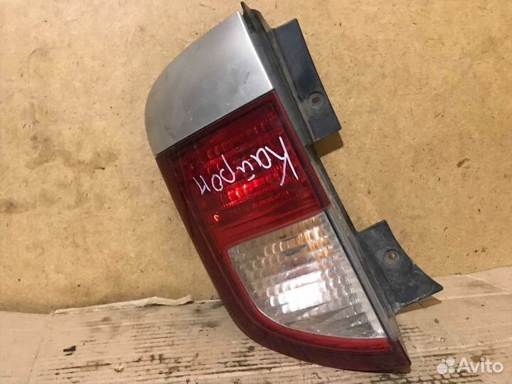Фонарь задний левый наружный Ssang Yong Kyron 1