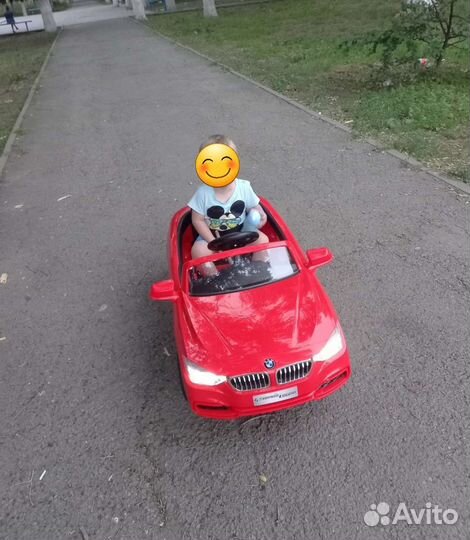 Детский электромобиль bmw