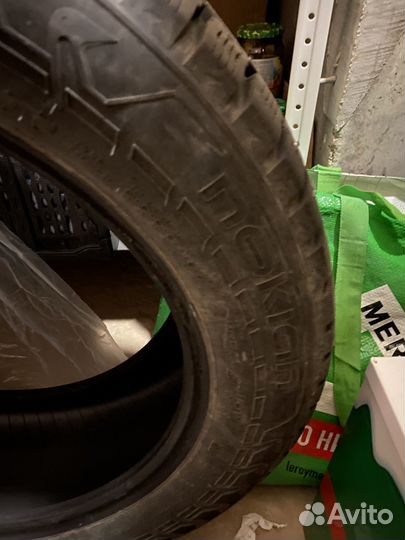 Nokian Tyres Weatherproof 225/55 R18 102