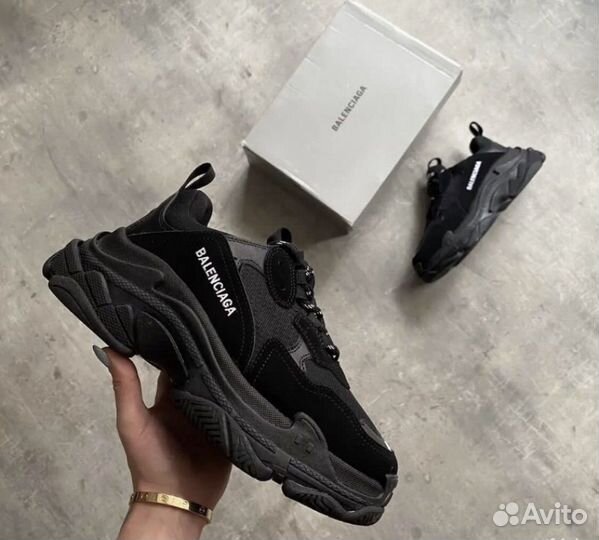 Кроссовки balenciaga triple s