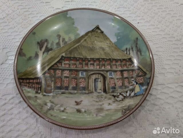 Тарелка декоративная. Фарфор. Германия. Винтаж