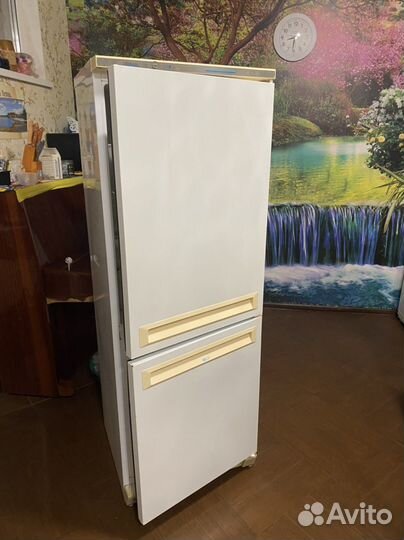 Холодильник бу стинол