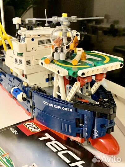 Конструктор Lego Technic 42064 Исследователь океан