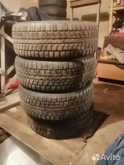 Dunlop Dectes SP001 235/55 R17