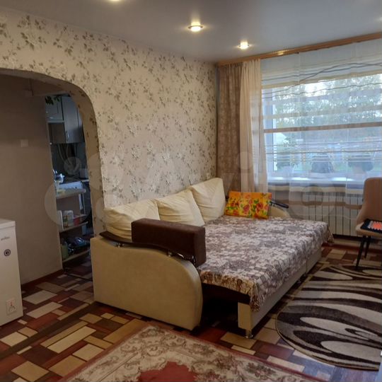 3-к. квартира, 64 м², 1/2 эт.