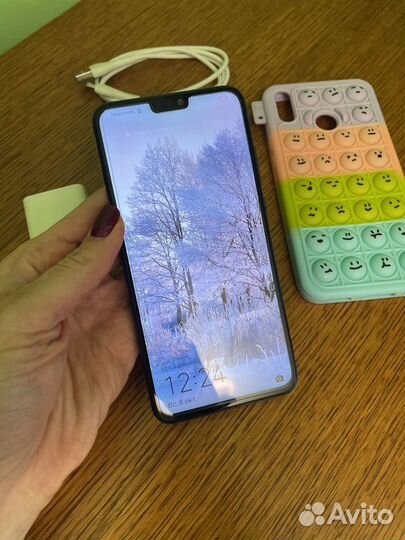 HONOR 8X, 4/64 ГБ
