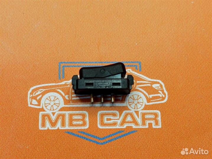 Кнопка w124 E-class 102.982