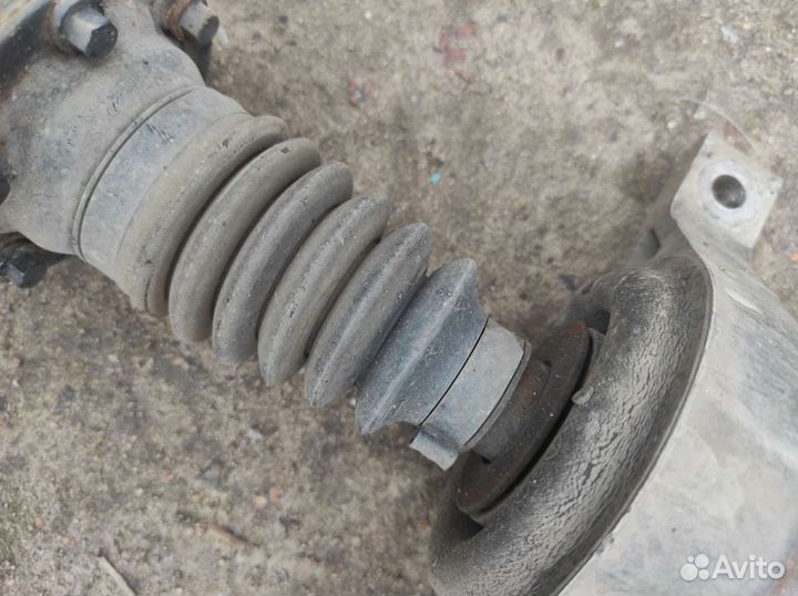 Кардан задний Kia Sorento 2 XM 4WD