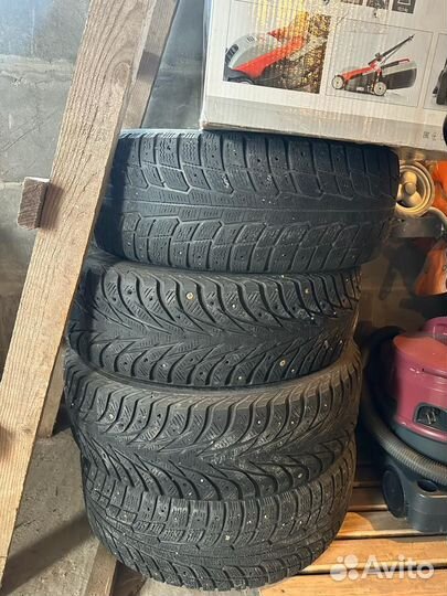 Yokohama Ice Guard IG35 215/65 R16 102T