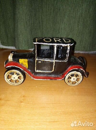 Старинная машинка, Форд, чугун литье