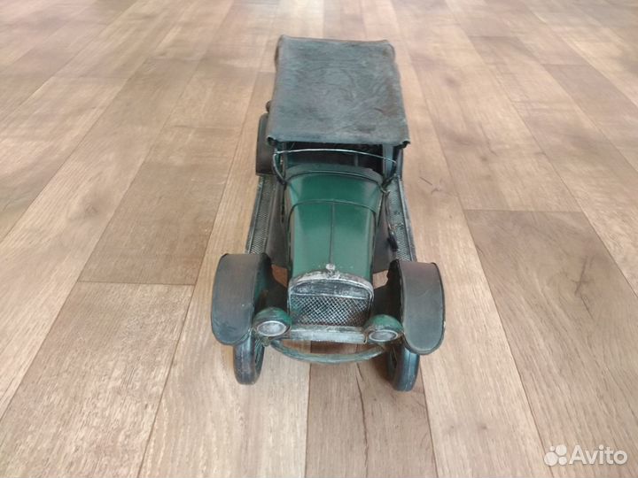 Модель автомобиля 