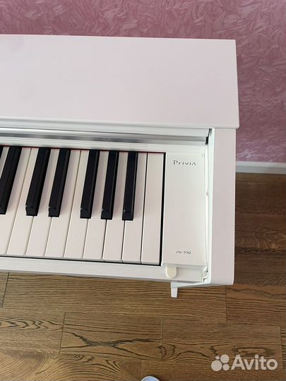 Цифровое пианино casio privia px-770