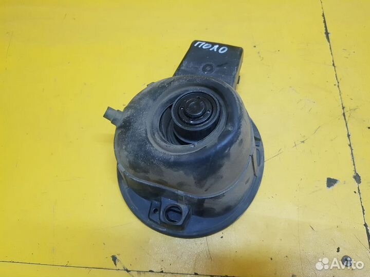 Лючок бензобака Volkswagen Polo 2010-2016