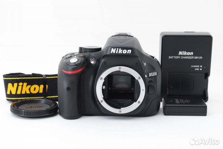 Nikon D5200 Body
